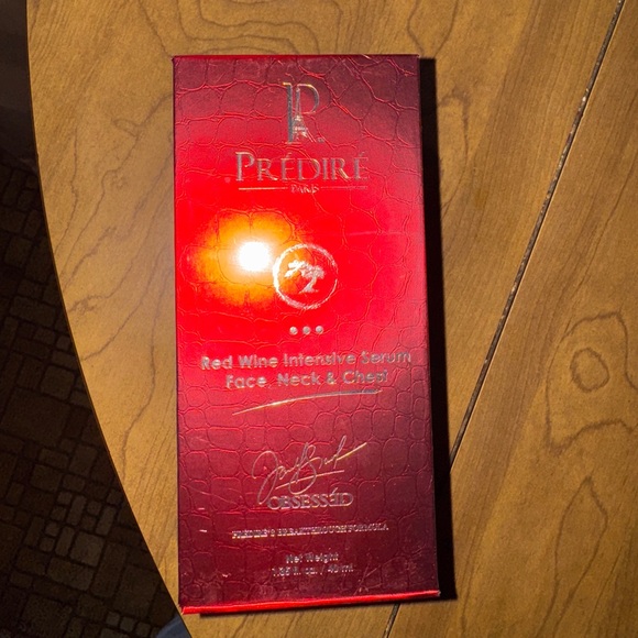 *Luxury Skincare* Prédiré Paris Red Wine Skincare Serum